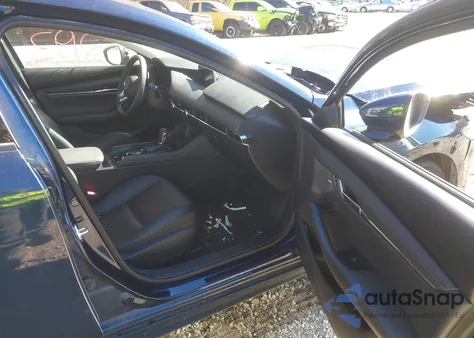 2021 Mazda Mazda3 Premium из США, поврежденный, VIN 3MZBPBDM0MM207064